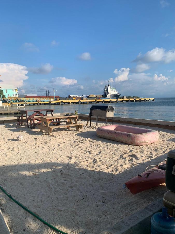 Paradise Divers Hotel อูติลา ภายนอก รูปภาพ